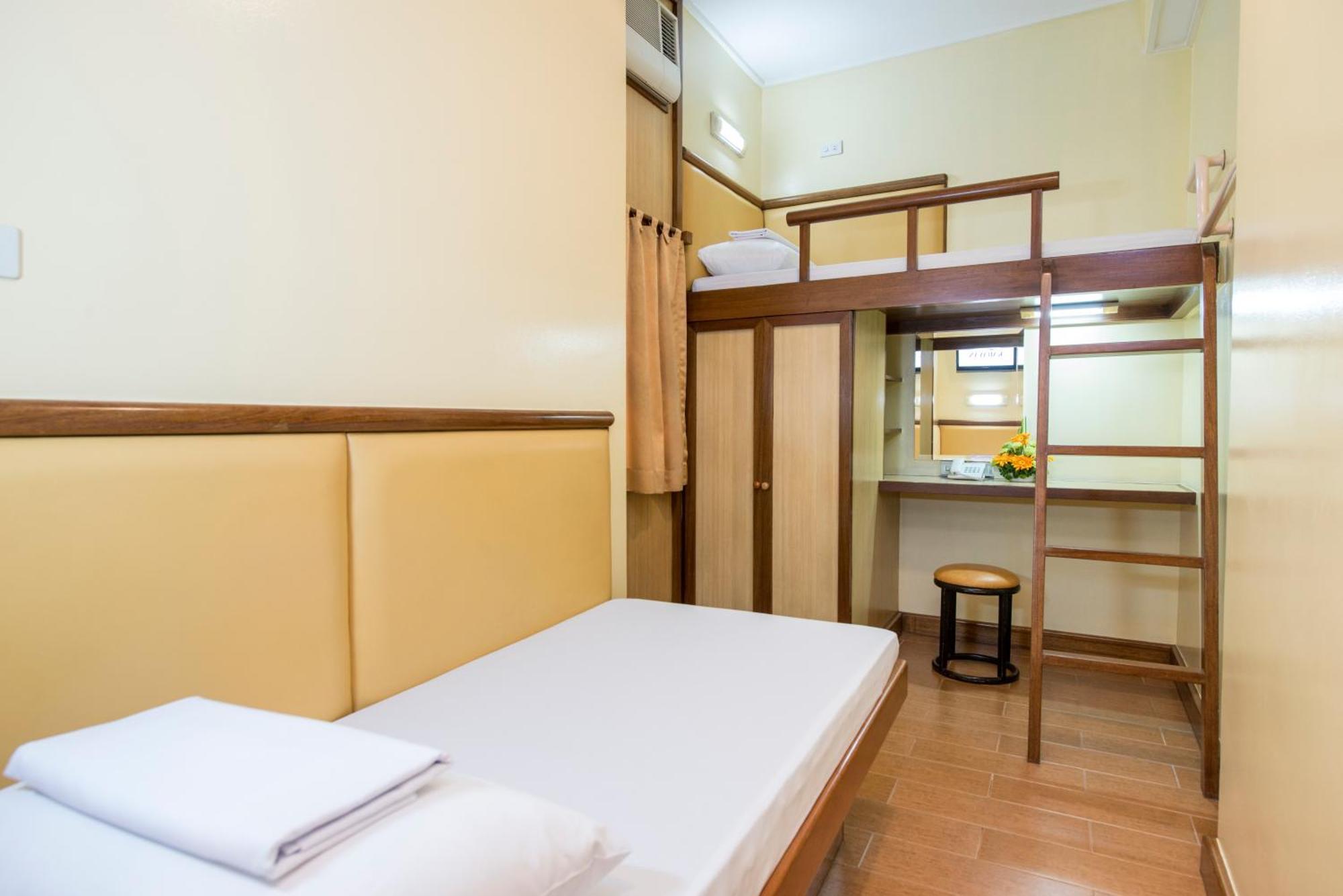 Kabayan Hotel Pasay Quarto foto